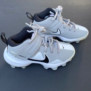 Nike TROUT baseball cleats